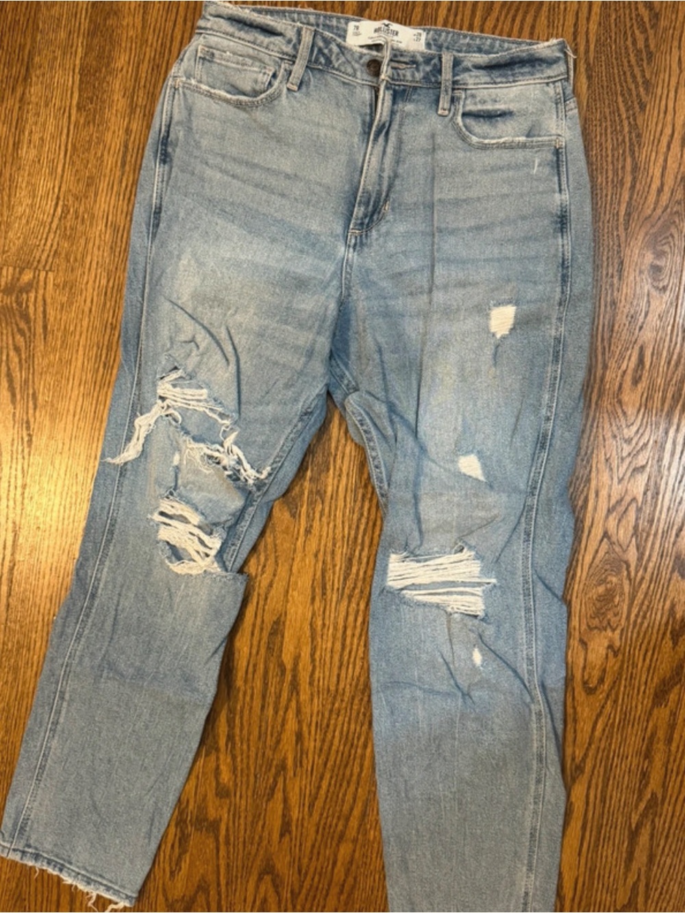 Hollister Distressed Ultra High-Rise Jeans